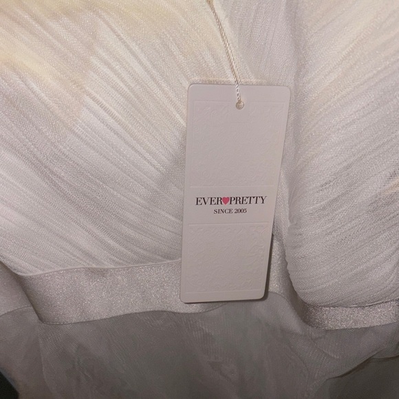 Ever Pretty White Wedding Dress with Sheer Sleeves long in length. Very pretty! - Picture 12 of 15